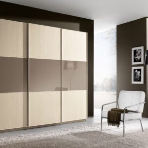 Шкаф 3х дверный 81