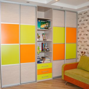 Шкаф на заказ 137