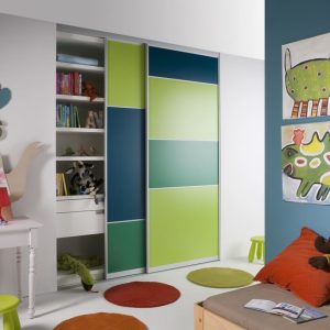 Шкаф в детскую 143