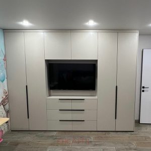 Шкаф белый 99