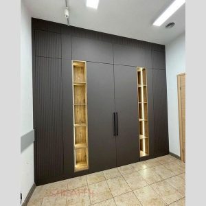 Шкаф в гостиную 32