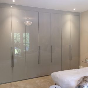 Шкаф распашной 118